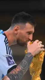 MESSI 8 Mobile